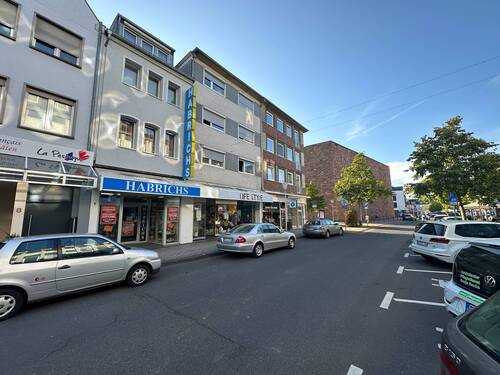 Straßenansicht - 