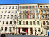 Außenansicht - 4-Zimmer-Wohnung in begehrter Kiezlage- Bel Étage im Kollwitzkiez