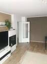 1 Wohnzimmer.jpg - Modernisierte 3-Zimmer-Wohnung mit Balkon