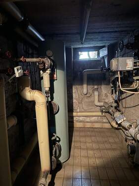 Fernwärmestation mit Warmwasseraufbereitung - 