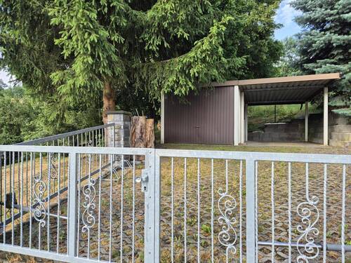 Vorderansicht der Garage - 