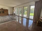Wohnzimmer mit Terrasse - 