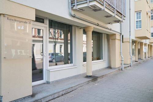 Schaufensterfront von außen - Büro zur Miete in Leipzig