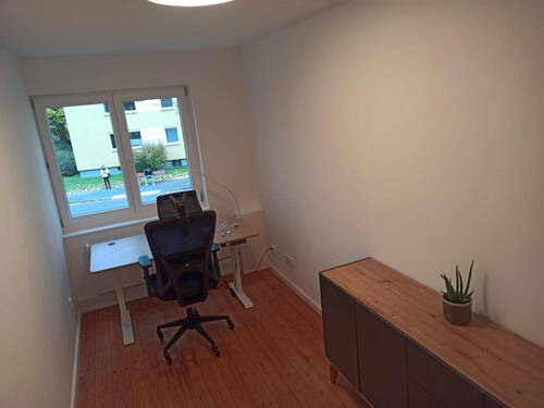 Arbeits-/ Kinderzimmer - 