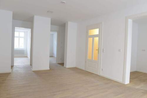 4-ZW - 90762 Fürth-InnenstadtFußgängerzone - Schöne 4-Zimmer-Wohnung mit Balkon