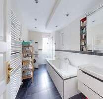 Modern saniert, klassisch geschnitten: 3-Zimmer-Wohnung mit Parkett - Berlin Schöneberg