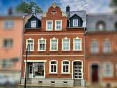 Straßenansicht - 1 Zimmer Mehrfamilienhaus, Wohnhaus zum Kaufen in Auerbach
