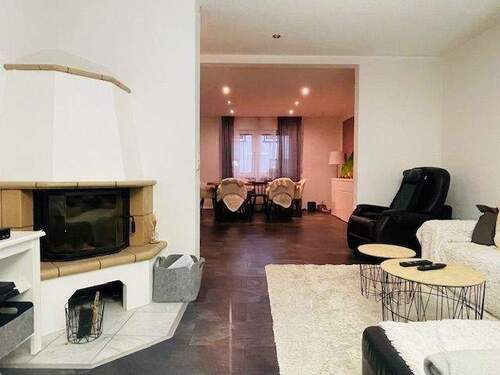 Blick Wohnbereich / Essen - 