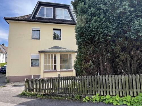 Seitenansicht - 7 Zimmer Mehrfamilienhaus, Wohnhaus in Gevelsberg