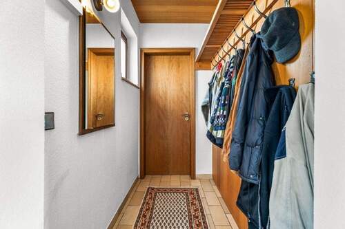 06-EG-Diele-Gardarobe.jpg - 