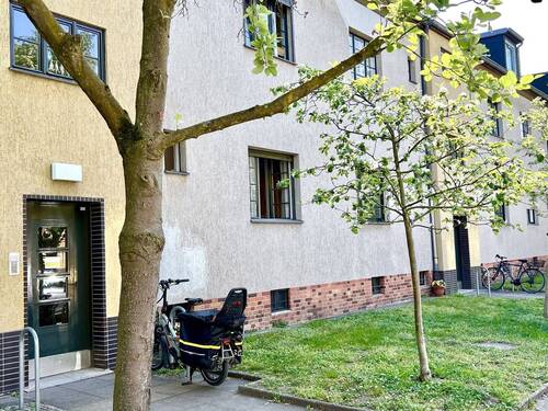 Gebäude Vorderansicht - 