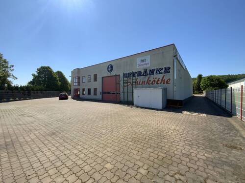 Seitenansicht Halle - 