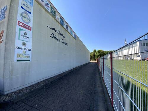 Rückansicht Halle - 