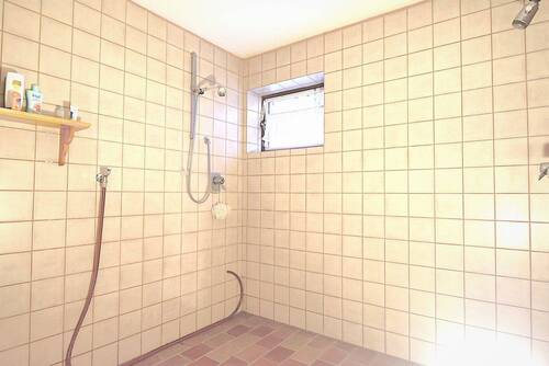 EG Duschbereich der Sauna - 