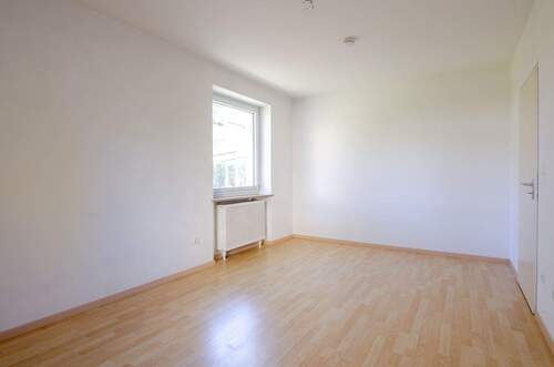 Schlafzimmer (Ansicht 1) - 