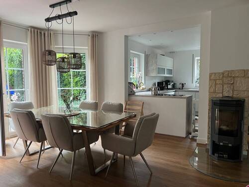 Essbereich_Küche_Kamin - 