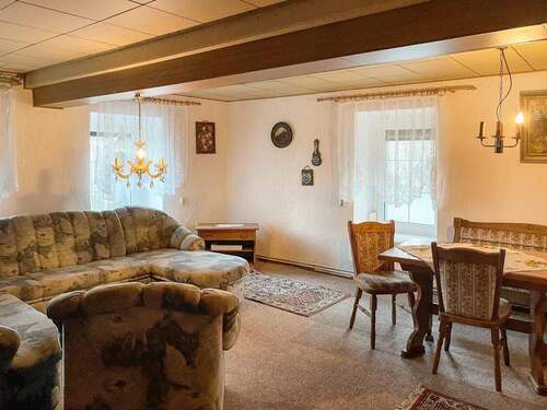 Wohnzimmer EG - 5 Zimmer Mehrfamilienhaus, Wohnhaus zum Kaufen in Neustadt an der Orla