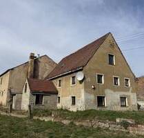 Einfamilienhaus mit Scheune in Ebersbach OT Naunhof zum Sanieren