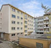 8-Familienhaus + Gewerbe im Erdgeschoss und 3 Garagen - Sicheres Investment - Stuttgart West