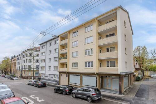 Außenansicht - 2 Zimmer Mehrfamilienhaus, Wohnhaus zum Kaufen in Stuttgart