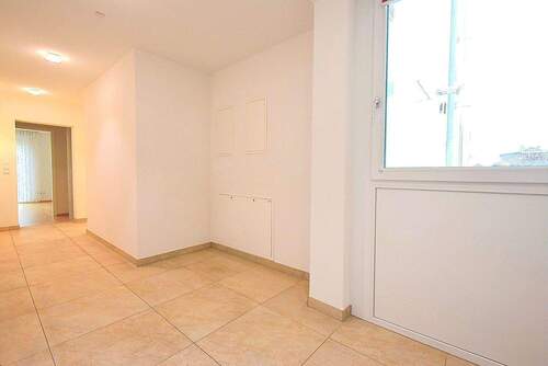 Diele Wohnungseingangsbereich DSC_0382 - Etagenwohnung mit 133,00 m&sup2; in Heilbronn zum Kaufen