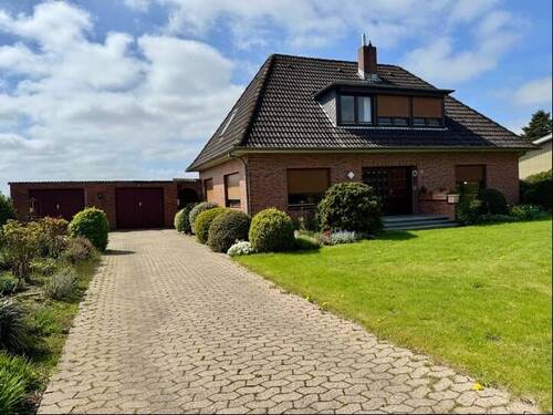Ansicht gesamt - 6 Zimmer Einfamilienhaus zum Kaufen in Stördorf