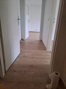 Bild 2 - 2 Zimmer Etagenwohnung zur Miete in Naumburg
