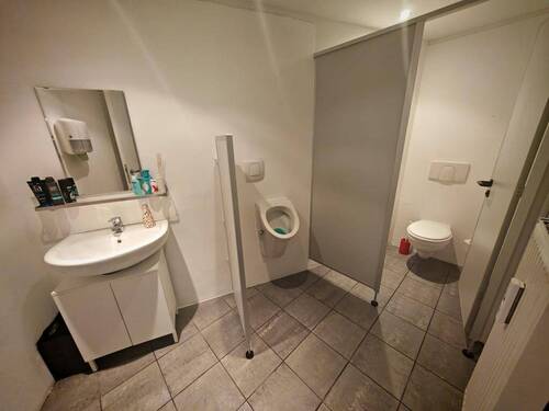 WC UG - 
