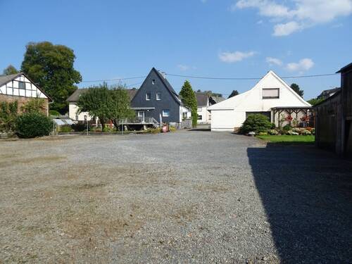 Grundstücksansicht - 1 Zimmer Mehrfamilienhaus, Wohnhaus in Rückeroth