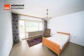 Schlafzimmer EG 3 Zimmer - 