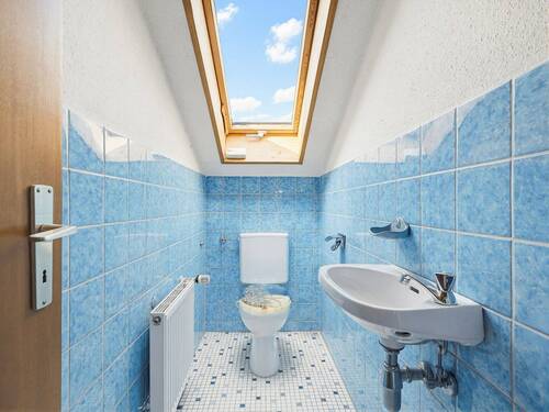 WC im Dachgeschoss - 