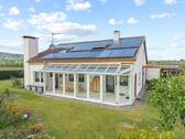 gepflegtes Wohnhaus - 