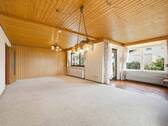 Wohnzimmer - 7 Zimmer Einfamilienhaus zum Kaufen in Oberteuringen