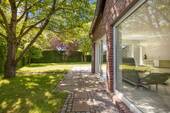 seitlicher Garten - 5 Zimmer Einfamilienhaus in Neuss