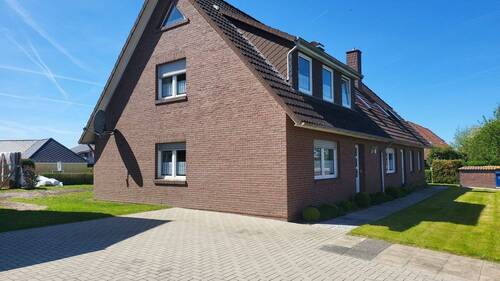 Rückansicht - Wohnhaus mit 4 genehmigten Ferienwohnungen in bester Lage von Carolinensiel
