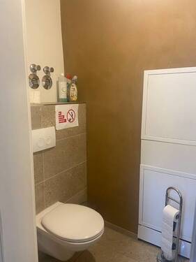 Bad m. WC Bild1 - 2 Zimmer Büro zur Miete in Arnstadt