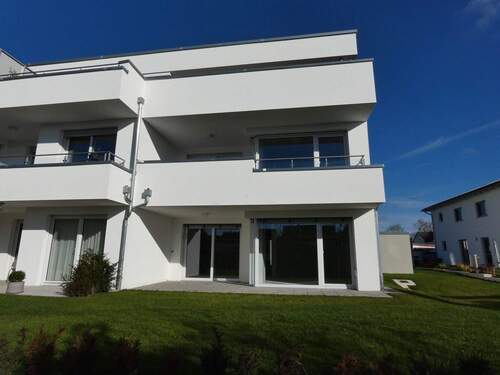 P1010187 - Neubauwohnung mit Gartenanteil im EG.