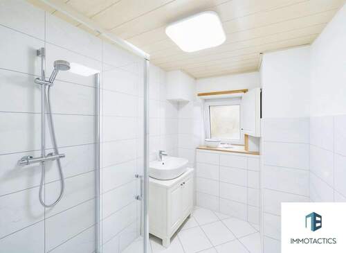 Bad Haus 2 EG - (KI generiert) - 