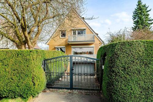 Außenansicht - 5 Zimmer Einfamilienhaus zum Kaufen in Hamburg