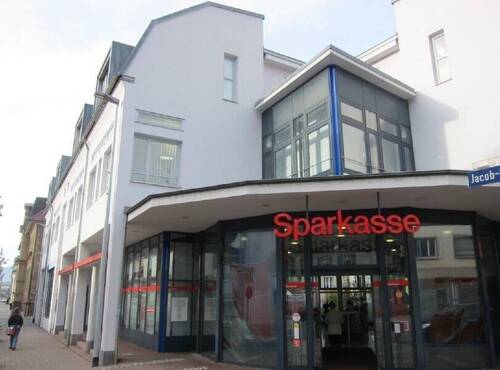 Bild Aussenansicht - 3 - Zimmer - Wohnung in zentraler Lage