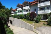 Ansicht Westen - Gepflegte 3- Zimmer-ETW mit Balkon, Kfz-Stellplatz (Duplex), in ruhiger Lage von Zwiesel, Bay. Wald