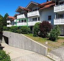 Gepflegte 3- Zimmer-ETW mit Balkon, Kfz-Stellplatz (Duplex), in ruhiger Lage von Zwiesel, Bay. Wald