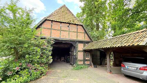 Garage:Carport - 