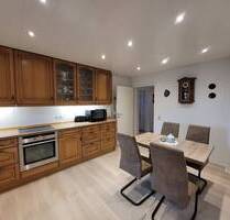 Schön geschnittene 2,5 Zimmer-Wohnung mit Terrasse und Garten! Top Zustand! - Großrinderfeld Schönfeld