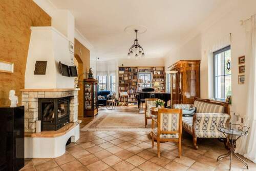 Wohn-/Esszimmer - 6 Zimmer Einfamilienhaus in Kleinmachnow