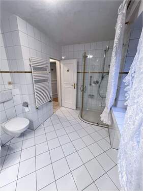 Peter Dondorf Immobilien - Badezimmer - 