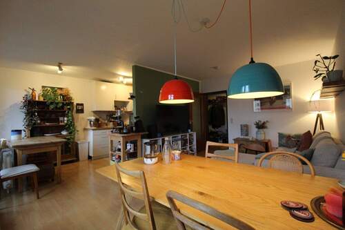 Wohn - Esszimmer und Küche - 3 Zimmer Etagenwohnung in Freiburg im Breisgau