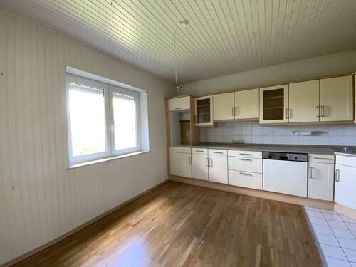 Küche Erdgeschoss - Mehrfamilienhaus, Wohnhaus mit 146,00 m&sup2; in Schwandorf zum Kaufen