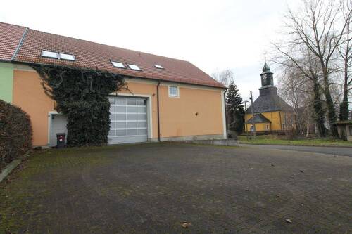Zufahrt Garage - 