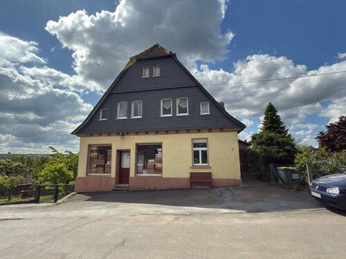 Ansicht - 8 Zimmer Mehrfamilienhaus, Wohnhaus zum Kaufen in Birstein